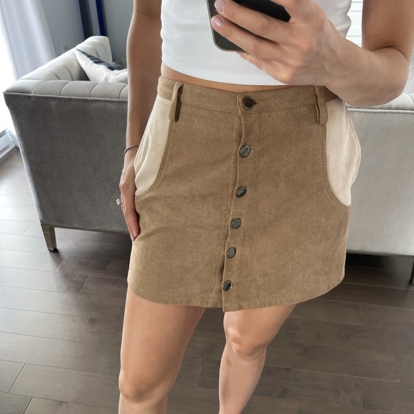 Beige mini skirt - Picture 4 of 5